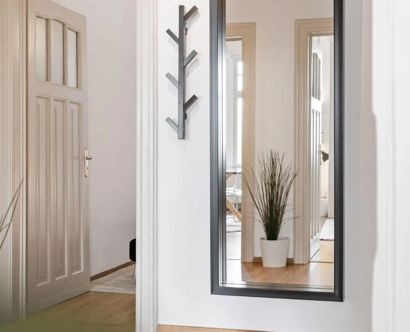 Stylish 2-Bed Apartment In Gare, Near Cafes & Shop Lussemburgo 0*,  Lussemburgo