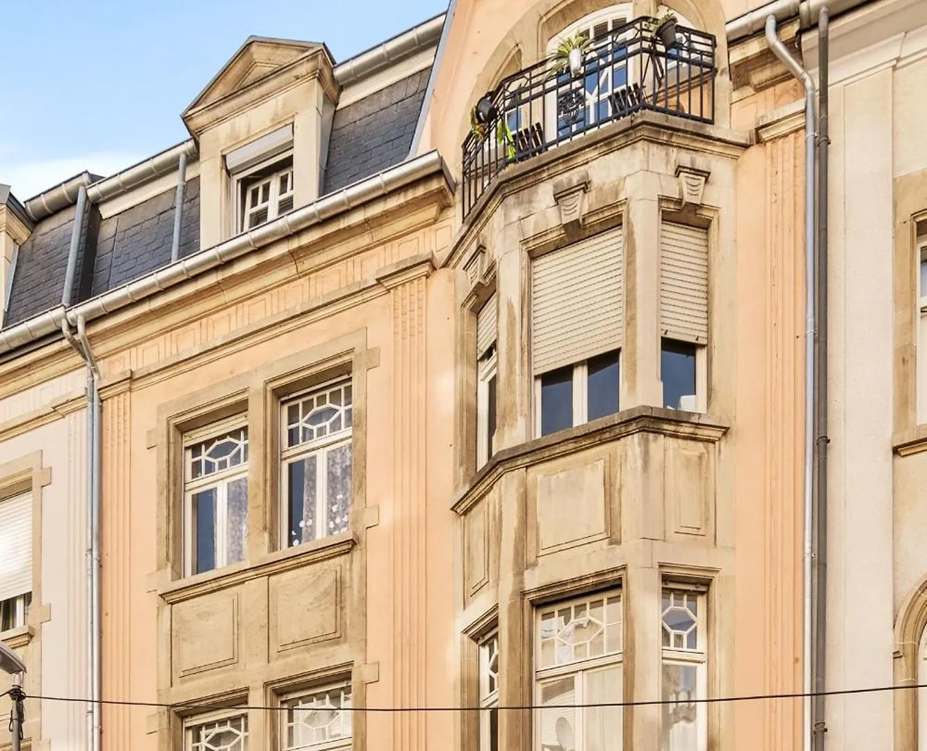 Stylish 2-Bed Apartment In Gare, Near Cafes & Shop Lussemburgo 0*,  Lussemburgo