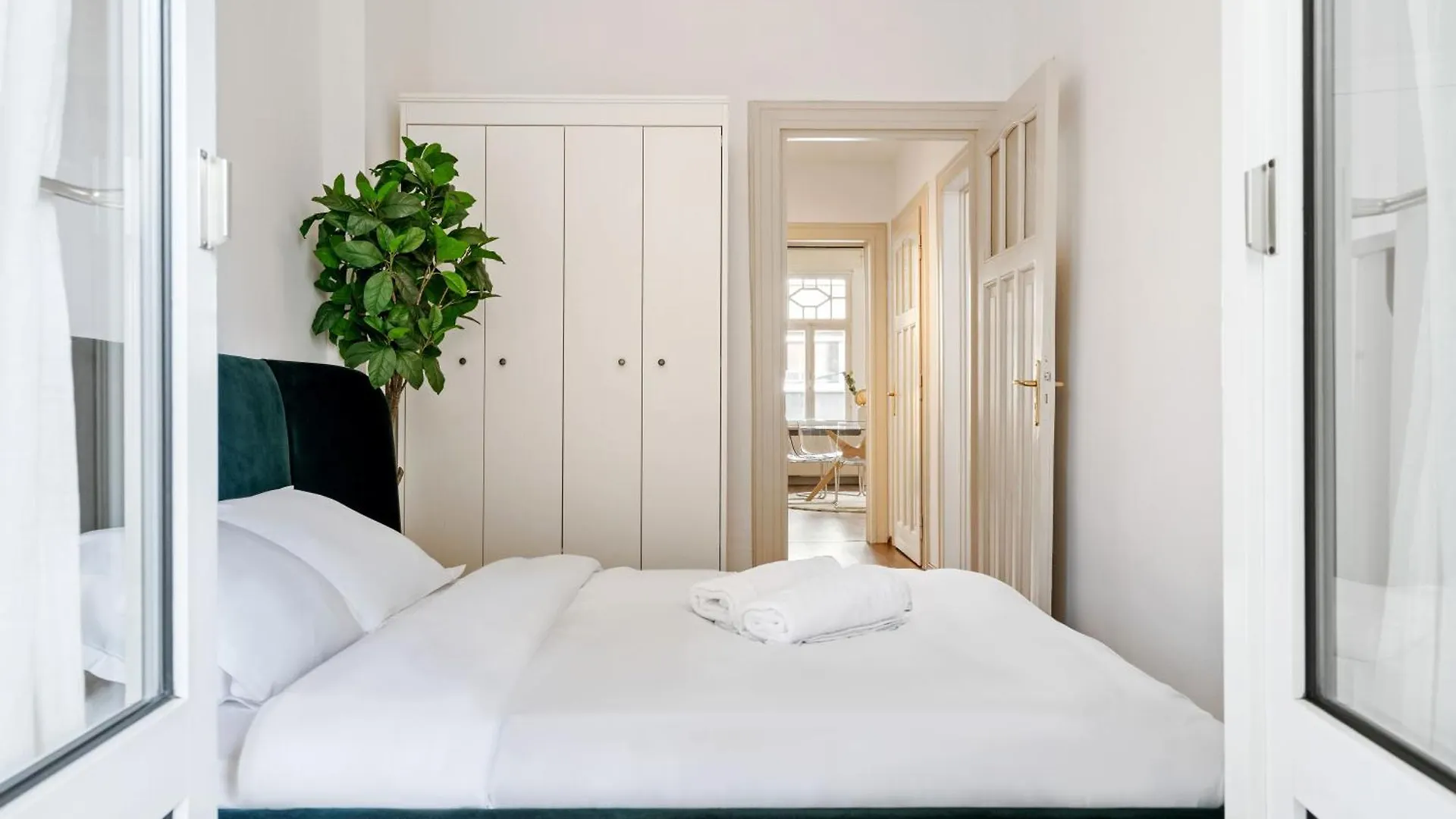 Stylish 2-Bed Apartment In Gare, Near Cafes & Shop Luxembourg Luxembourg